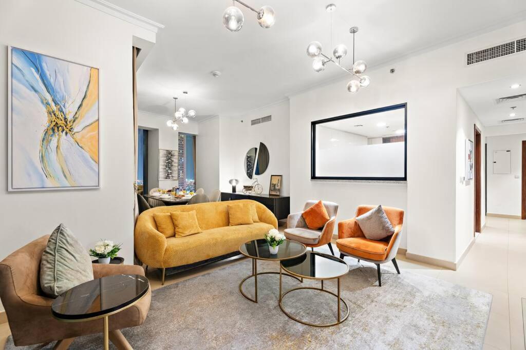 First Class 3br Burj Khalifa & Fountain View Apartment Dubai