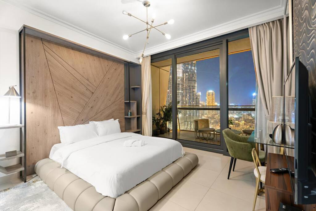 First Class 3br Burj Khalifa & Fountain View Dubai